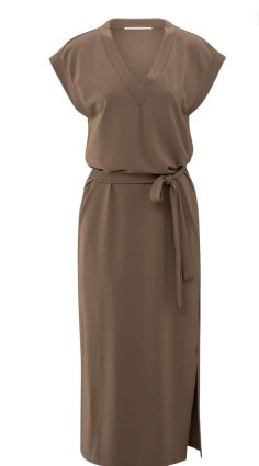 Robe brune Yaya