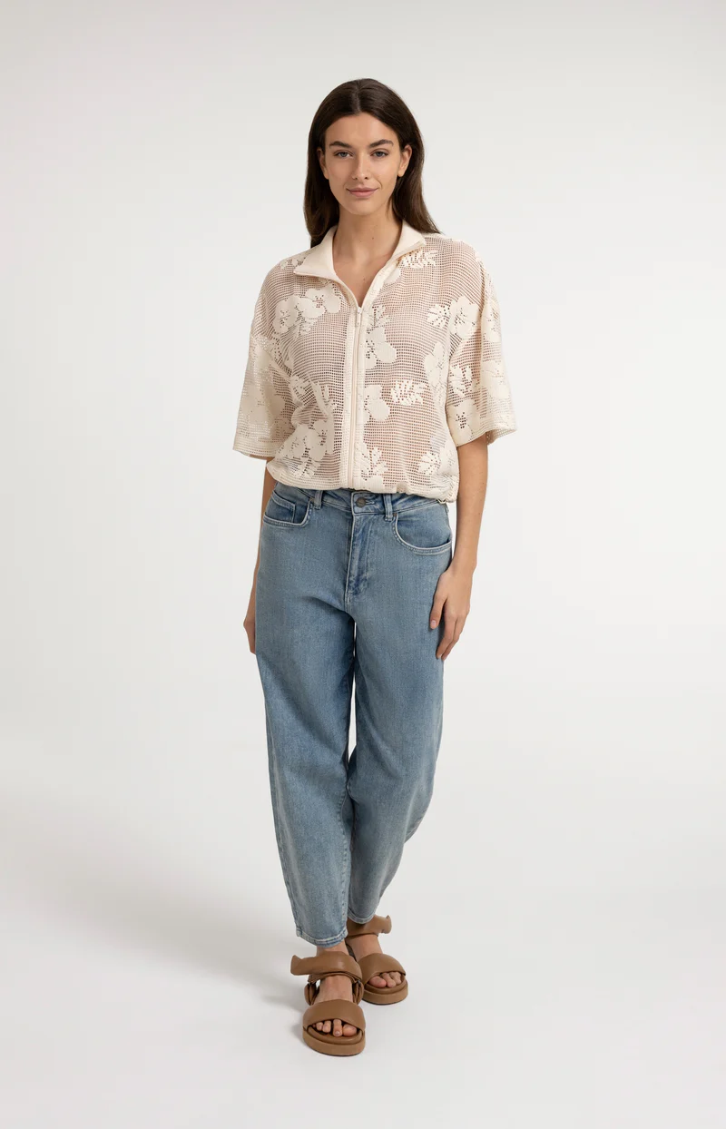 denim-trousers-with-loose-fit_0acbddf1-a28c-4bce-968b-14934d55c566