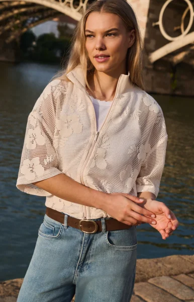 crochet-jacket-with-floral-pattern-and-short-sleeves crochet-jacket-with-floral-pattern-and-short-sleeves